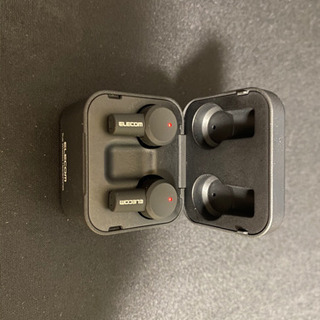 ELECOM LBT-TWS03BK Bluetooth(R)完全ワイヤレスステレオヘッドホン イヤホンの画像