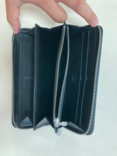 LOUIS VUITTON ジッピー　ウォレット