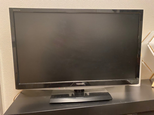 テレビ　24型