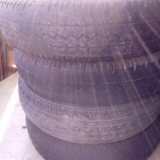 軽貨物タイヤ　145R12  ６PR ４本　