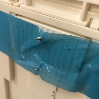 洗面台などに 木ねじ取付ミラーの画像