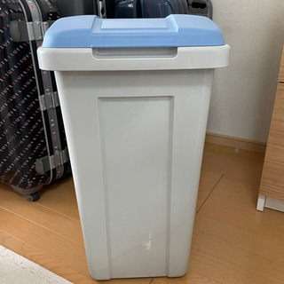 無料　45Ｌ　ゴミ箱