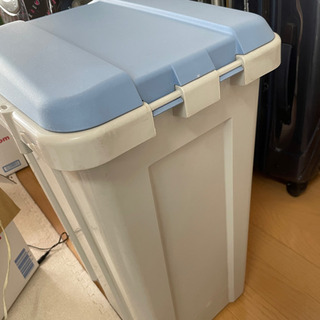 無料　45Ｌ　ゴミ箱の画像