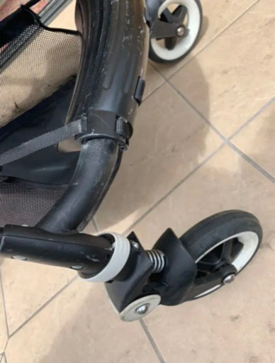 高級ベビーカー bugaboo bee