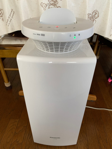 Panasonic 加湿空気清浄機 F-VKJ20