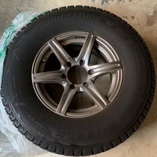 4本中古スタッドレス265/70R16ブリザック　パジェロ、サー...