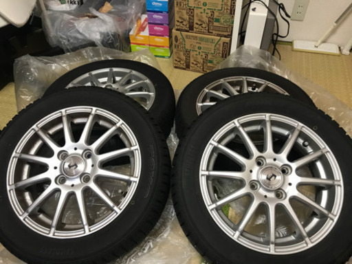 スタッドレスタイヤ　アルミ付き　タント、Nシリーズ