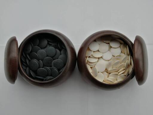 転売禁止　100年くらい前の碁石と碁笥　骨董的価値大