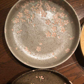 宇野千代さんの和皿の画像