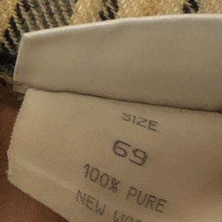 ベスト&スカートの画像