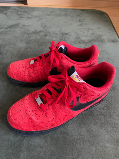 NIKE エアフォース1 限定スウェード花柄
