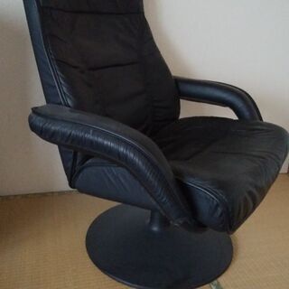 レザーの椅子の画像
