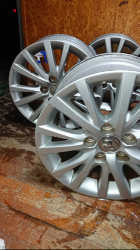 トヨタ純正16インチ
