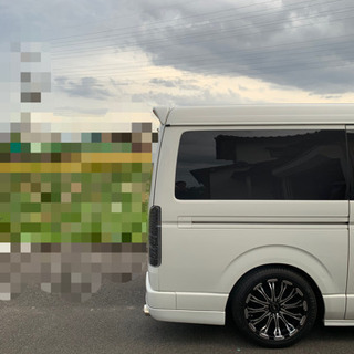 200系ハイエース　ワイド用リアウイングの画像