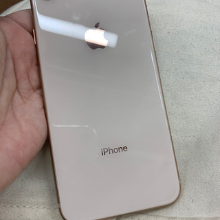 iPhone8 少し傷ありAppleCare加入　写真あり