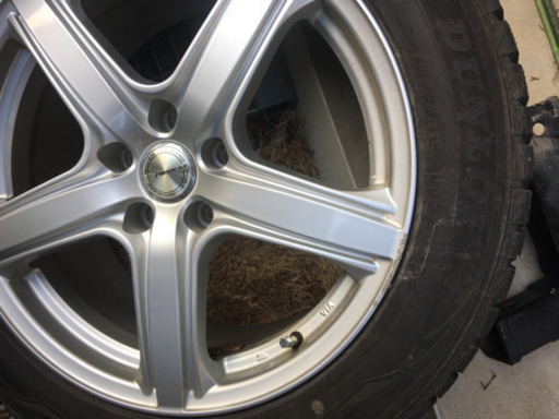 スタッドレスタイヤ　245/50R18  デリカD5等