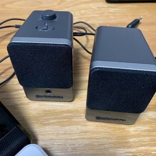 ポータブルDVDプレーヤー&スピーカーの画像