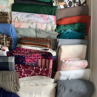 布生地たくさんの画像