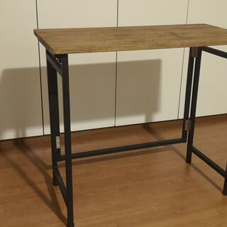 バタフライ　机の画像