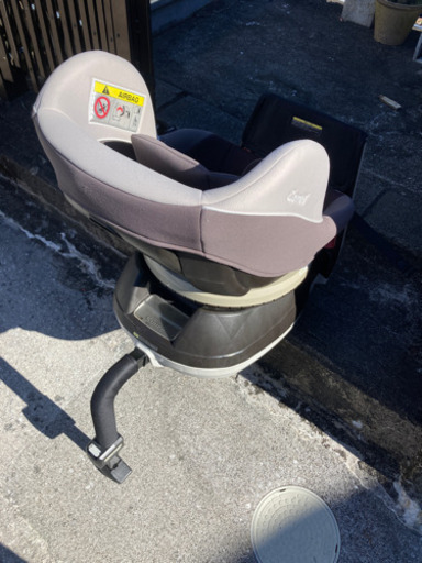 コンビCombi ベビーシート　ネセルターン　