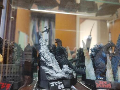 ゴジラフィギュアセット