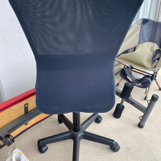 デスクチェアー　椅子の画像