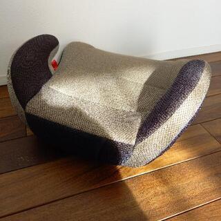 ジュニアシートの画像