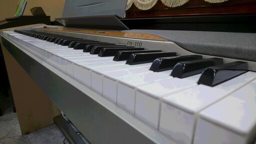電子ピアノ CASIO カシオ privia プリヴィア PX-110 2007製 動作品 配送無料(エリア限定)