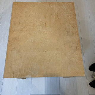 テーブル木目の画像