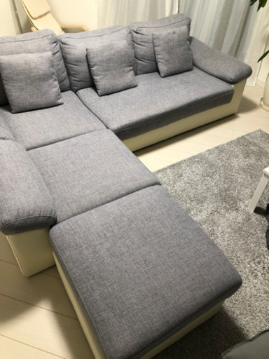 お譲り先決まりました。　カウチソファー使用期間1年未満　引き取り限定