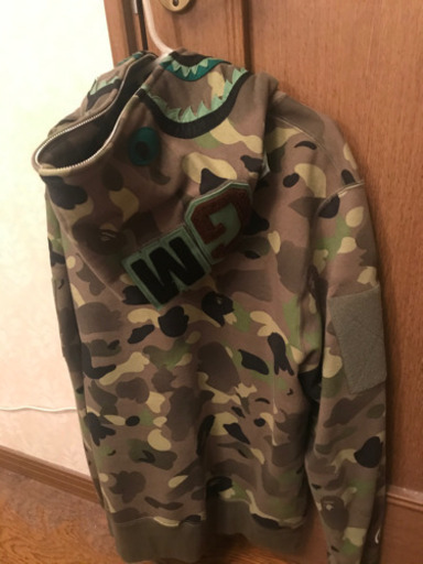 A BATHING AEP シャークパーカー　カモ柄