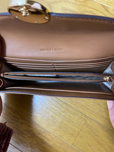マイケルコース 新品 長財布