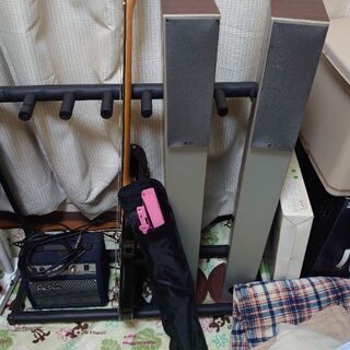 初心者セットのベース アンプ スタンド
