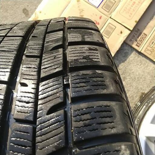 プリウス　17インチスタッドレスタイヤ