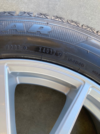 ２２５/５５R１８　  スタッドレスタイヤ