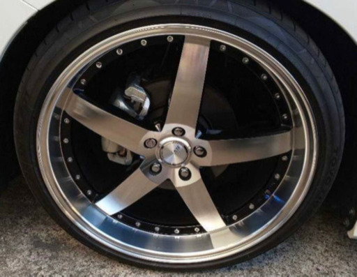 ロクサーニ  21インチ  グラスターファイブ