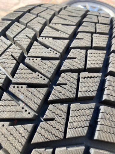 【スタッドレスタイヤ16インチ】BLIZZAK 215/65R16 DM-V1