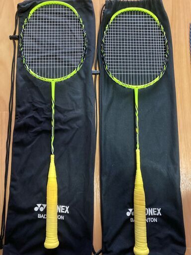 【最終値下げ】バドミントンラケット　YONEX NANORAY Z-SPEED(3U5)　2本