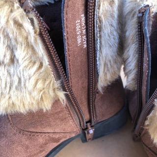 美品　ショートブーツ　ブーティ　19㎝　女の子　ファー　リボン付きの画像