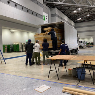 女子職人歓迎🔴クロス貼り・表具🔴友達同士応援歓迎🛠イベント関係・クロス貼り🛠展示会・TV関係🍀装飾🍀の画像