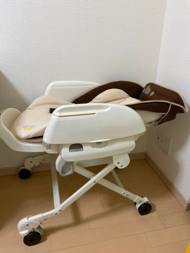 Combi ルシエス オートスウィング 電動ベビーベッド