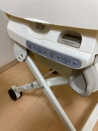 Combi ルシエス オートスウィング 電動ベビーベッド