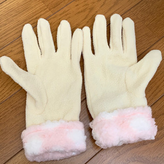 レディース　手袋　無料で差し上げます