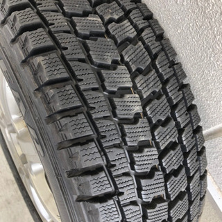 商談中　ダンロップ　スタッドレスタイヤ ホイールつき　4本セット　215/65R16の画像