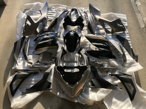 【Kawasaki ninja250 フルカウル】