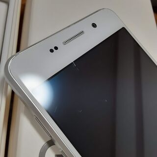 【取引終了】docomo Galaxy Feel SC-04J Moon White ②の画像