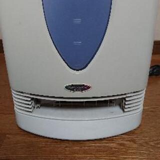 加湿器付きセラミックヒーターの画像