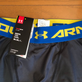 アンダーアーマーUNDER ARMOUR レギンスheat gear 新品未使用の画像