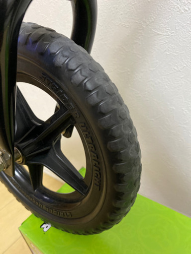 ストライダー BLACK