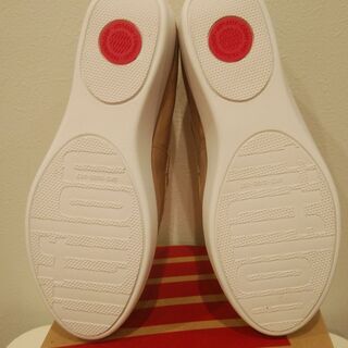 【新品未使用】FITFLOP  レディース ローファー　サイズ：US7の画像